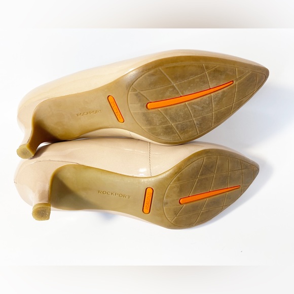 Women’s Rockport Total Motion Kalila Heel Patent Taupe Size 6.5W - Picture 2 of 5